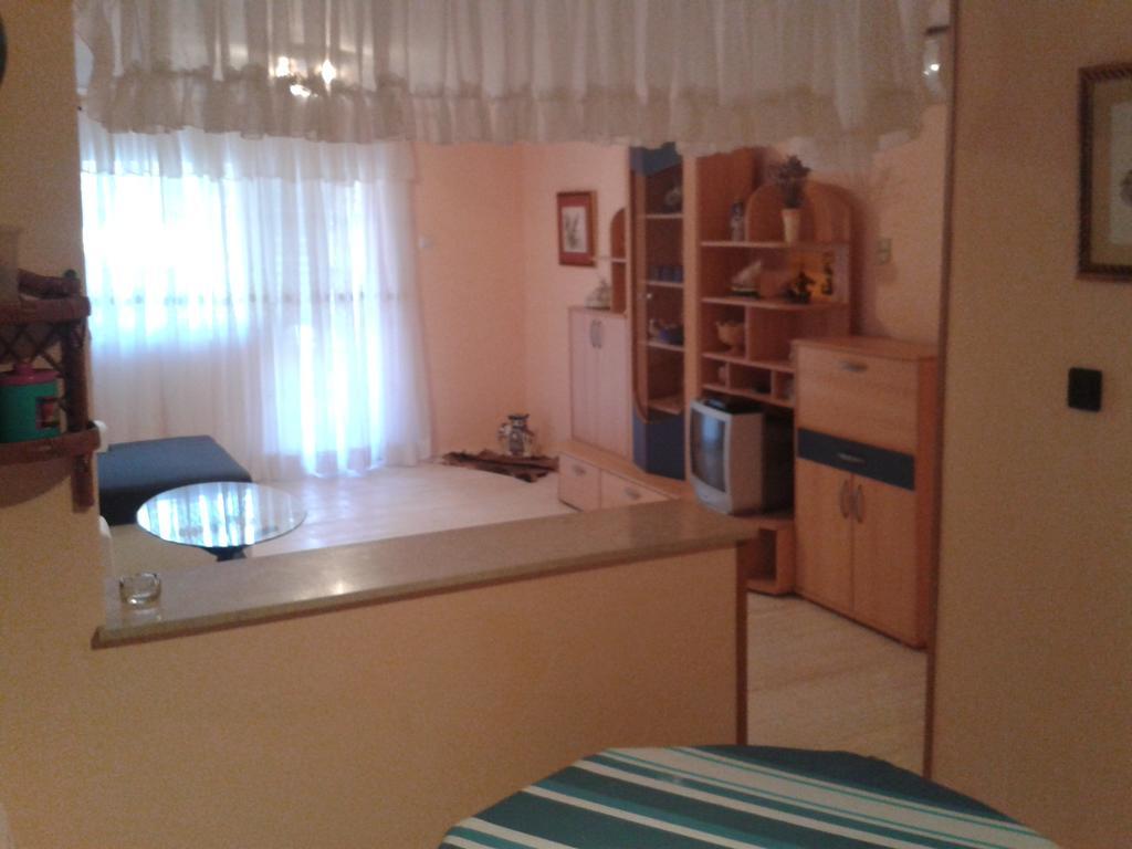 Apartmani Mira Vir Dış mekan fotoğraf